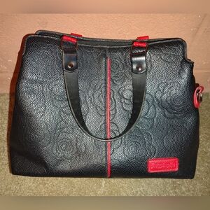 Chic Black and Red Women's Shoulder Bag